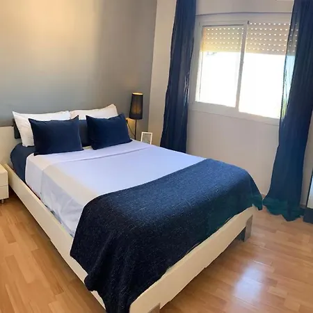La Colmena City Center Apartment *